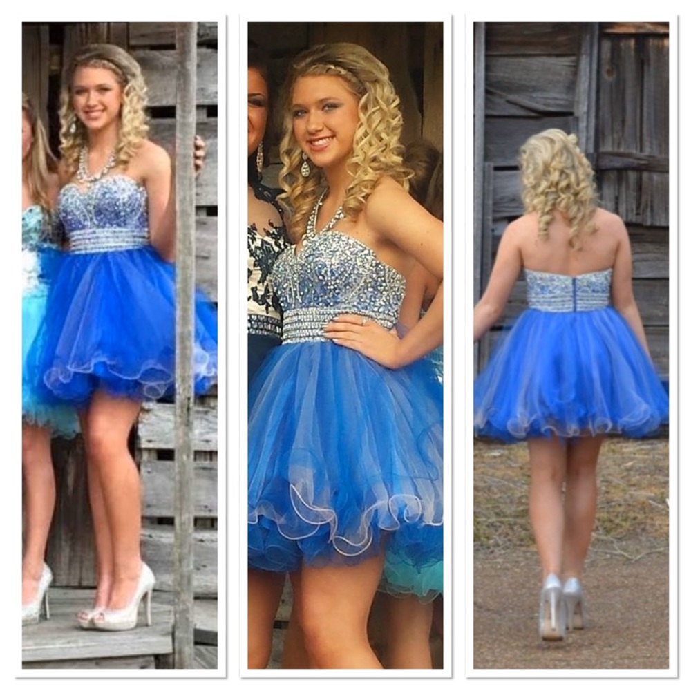 Blue Spring Formal / Prom / Pageant Dress size 2 Like New